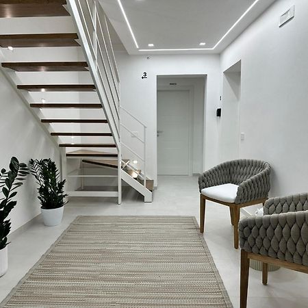 Hary Home Brindisi Bagian luar foto