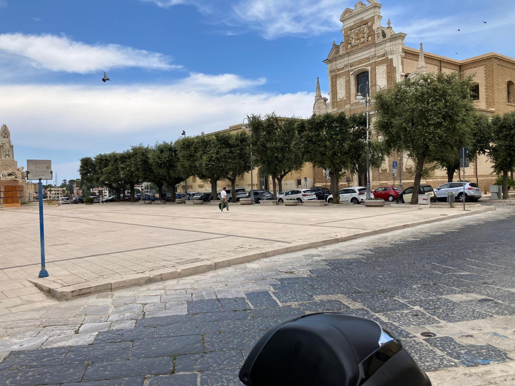 Hary Home Brindisi Bagian luar foto