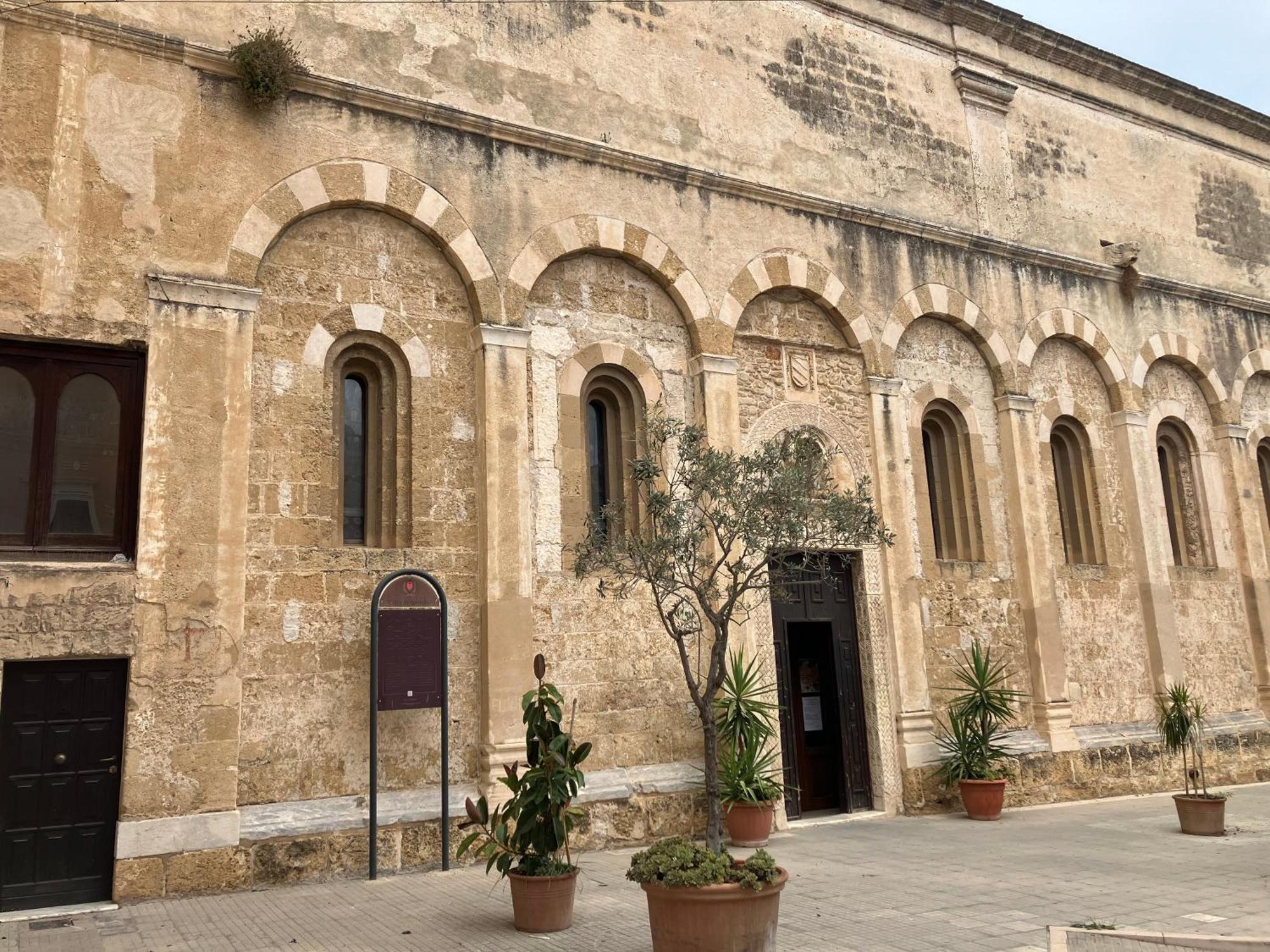 Hary Home Brindisi Bagian luar foto